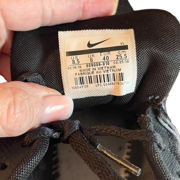 Nike Size 8.5 Women's Run Swift Running/Jogging Shoe, Black - Picture 7 of 7